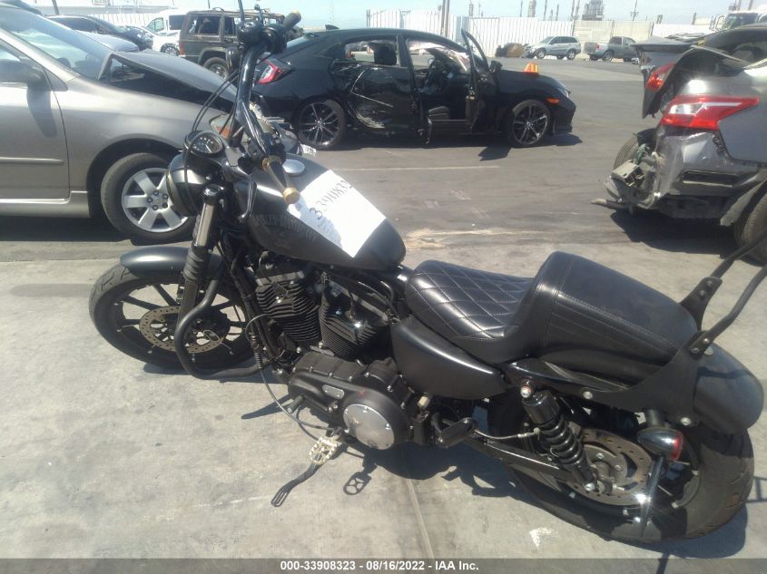 2017 HARLEY-DAVIDSON XL883 IRON 883 1HD4LE231HC439178