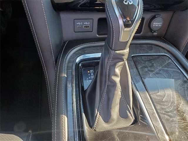 2020 INFINITI QX80 LUXE JN8AZ2NF2L9704708