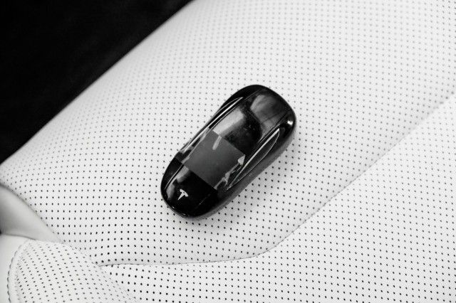 2016 TESLA MODEL X 70D/90D/75D/60D 5YJXCDE23GF034159
