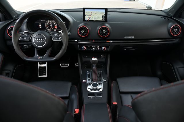 2019 AUDI RS 3 WUABWGFF2KA906520