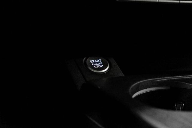 2017 AUDI A4 PREMIUM PLUS WAUENAF44HN006001