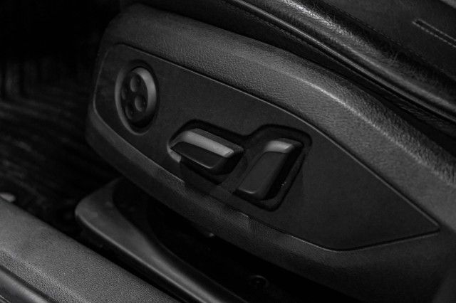 2017 AUDI A4 PREMIUM PLUS WAUENAF44HN006001
