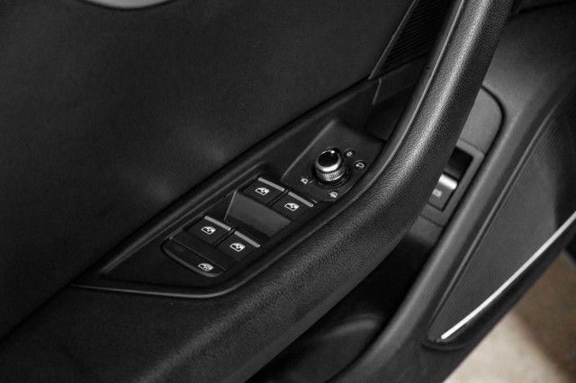 2017 AUDI A4 PREMIUM PLUS WAUENAF44HN006001