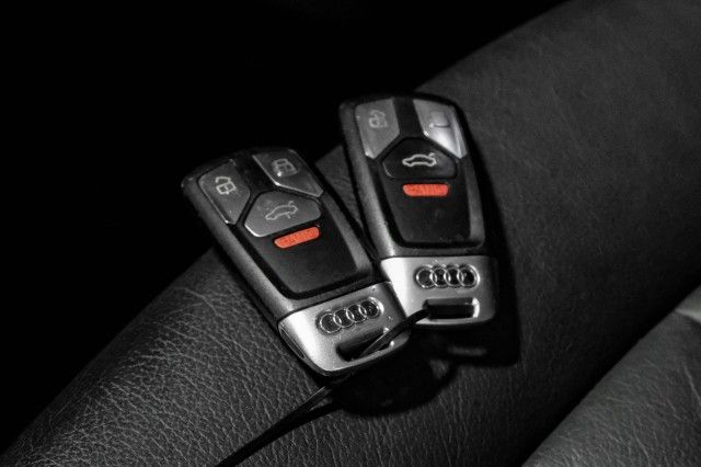 2017 AUDI A4 PREMIUM PLUS WAUENAF44HN006001