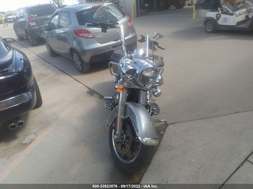 2014 HARLEY-DAVIDSON FLHR ROAD KING 1HD1FBM15EB683633