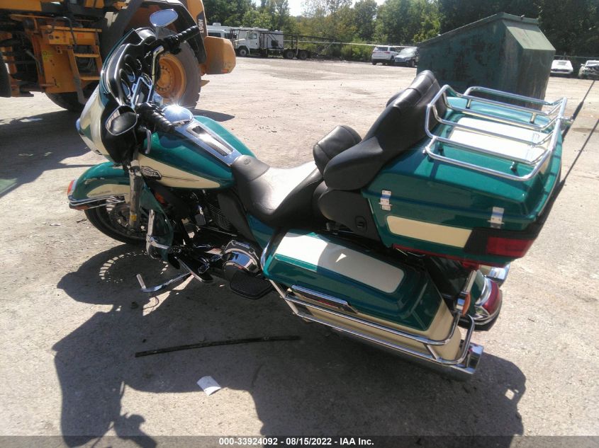 2009 HARLEY-DAVIDSON FLHTCU 1HD1FC4189Y613004