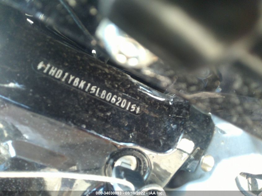2020 HARLEY-DAVIDSON FLHCS 1HD1YBK15LB062015
