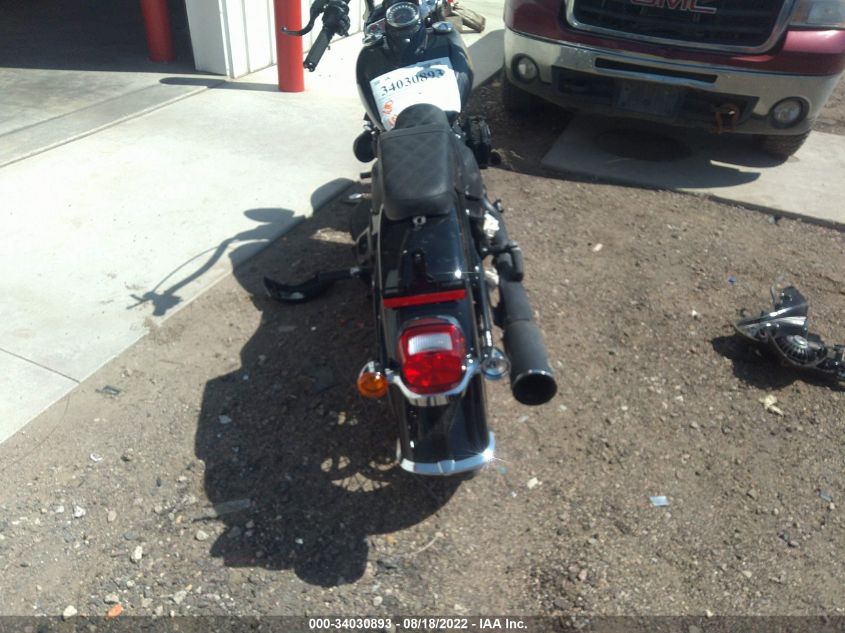 2020 HARLEY-DAVIDSON FLHCS 1HD1YBK15LB062015