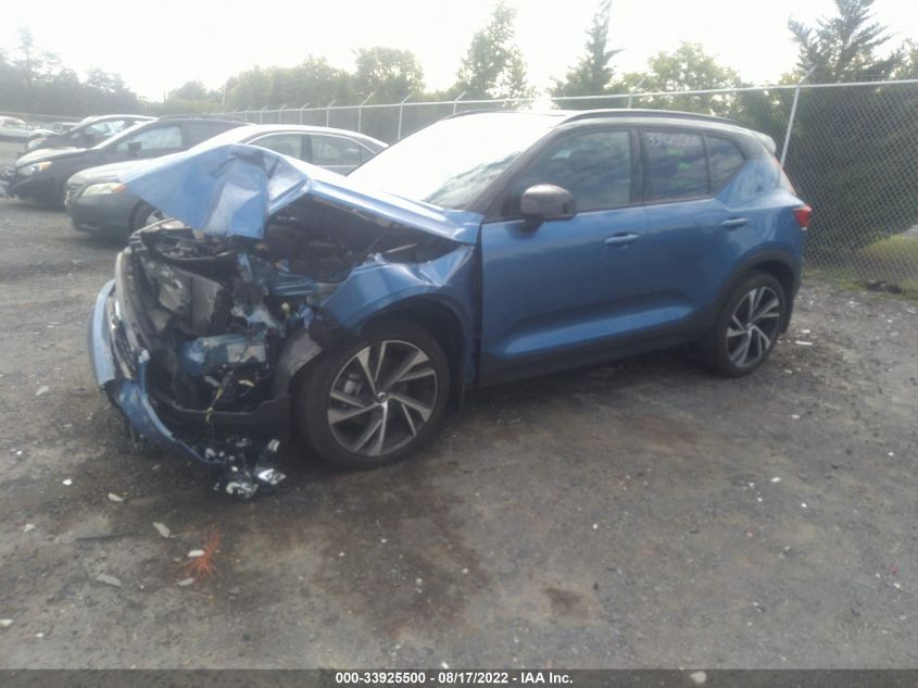 2021 VOLVO XC40 R-DESIGN YV4162UM2M2436691
