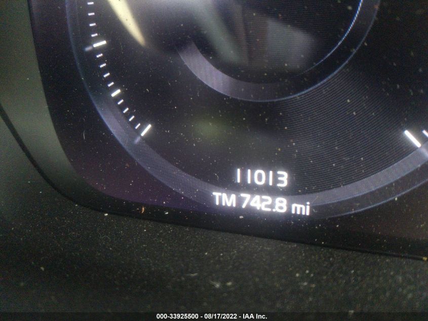 2021 VOLVO XC40 R-DESIGN YV4162UM2M2436691