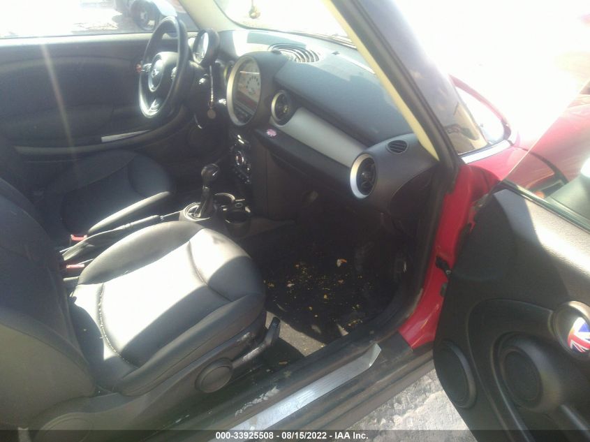 2013 MINI COOPER HARDTOP WMWSU3C55DT684194