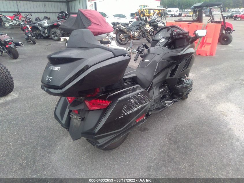 2022 HONDA GL1800 D JH2SC7958NK400141