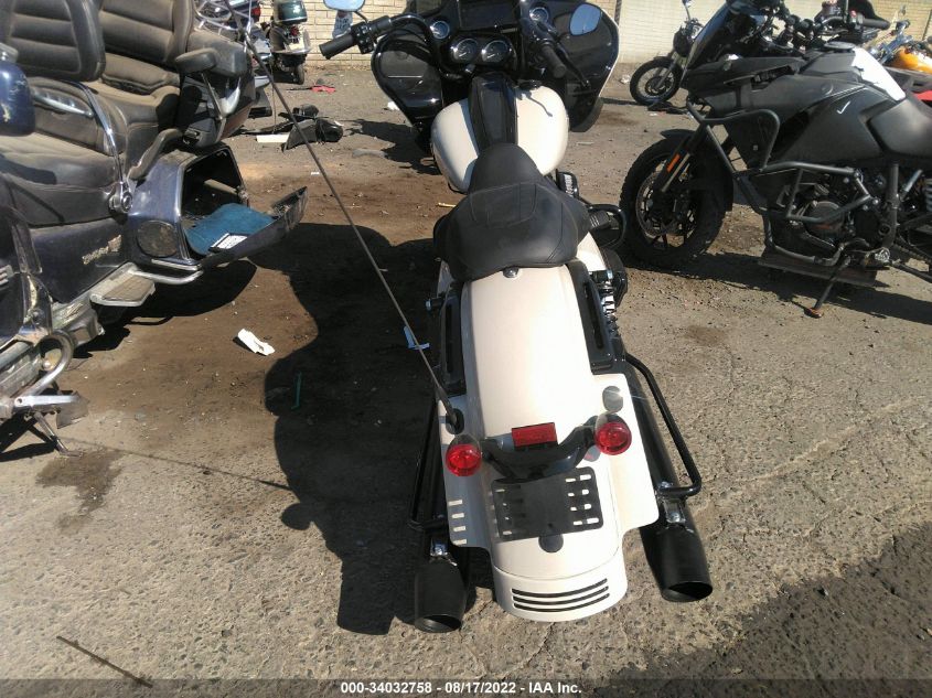 2022 HARLEY-DAVIDSON FLTRXS 1HD1KTP21NB644804