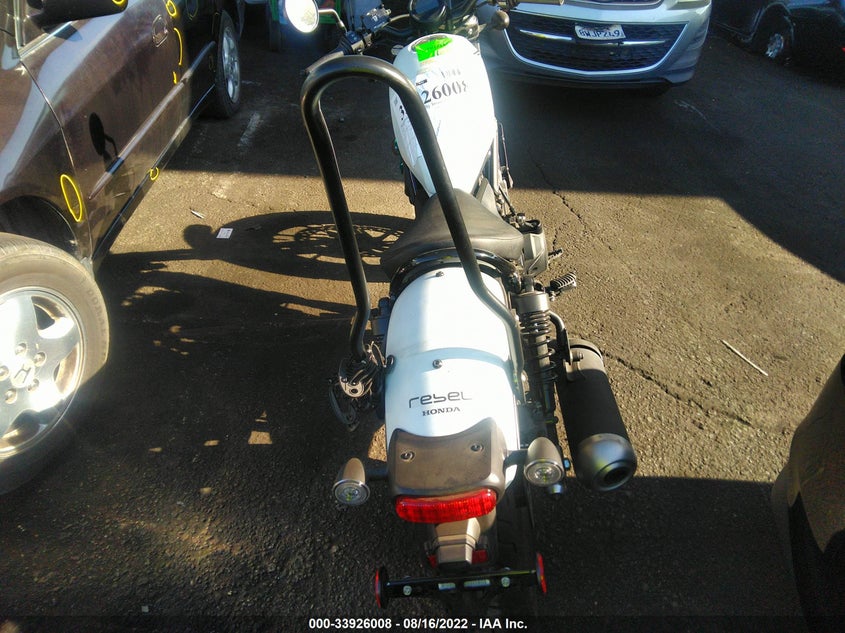 VIN MLHPC5616M5400038 2021 HONDA CMX500