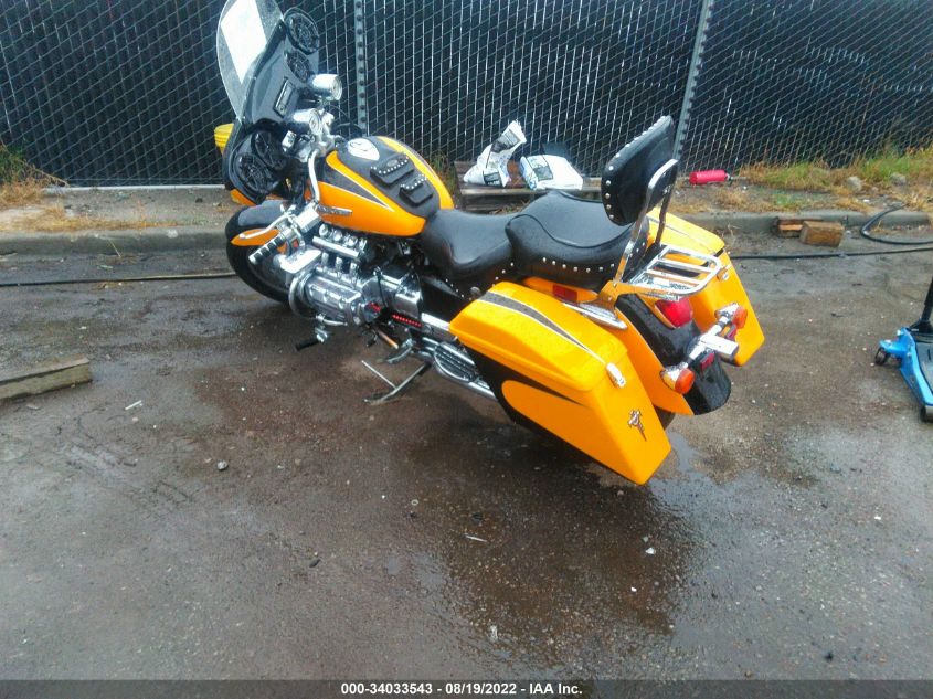 2000 HONDA GL1500 C/2 1HFSC3403YA301059