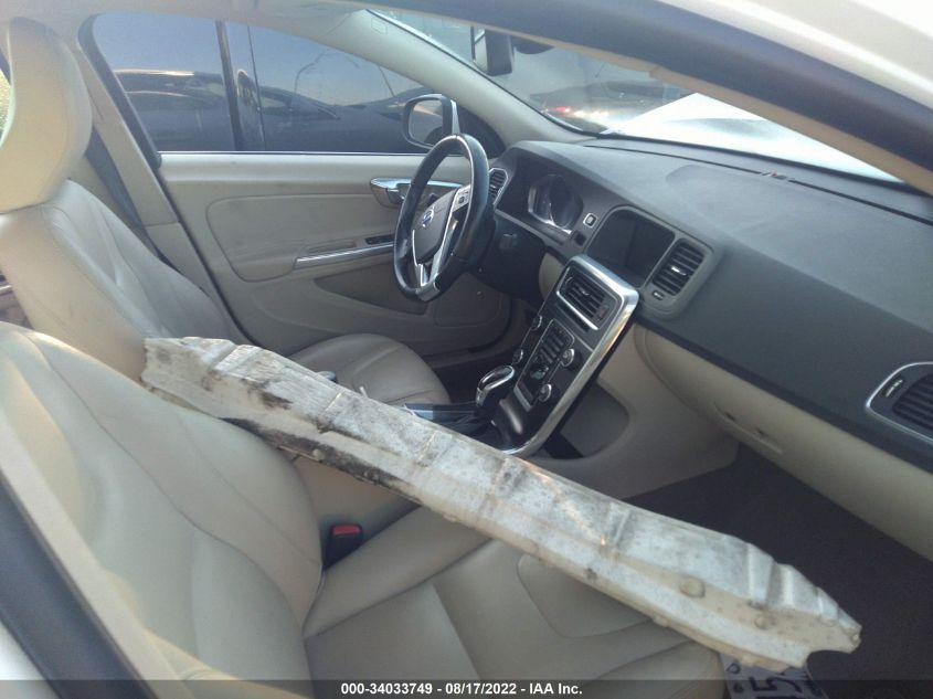 2015 VOLVO S60 T5 DRIVE-E PREMIER YV140MFB0F1315721