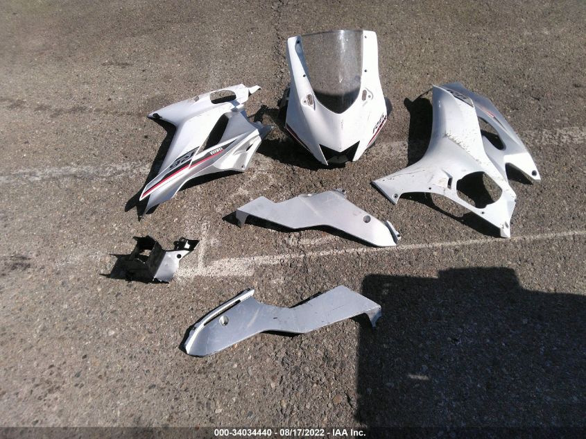 2018 YAMAHA YZFR6 C JYARJ28Y0JA001585