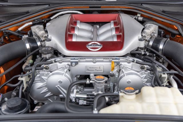 2017 NISSAN GT-R PREMIUM JN1AR5EF7HM820393