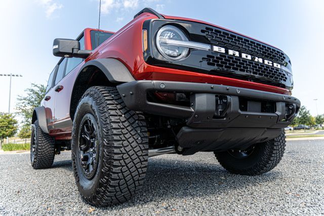 2022 FORD BRONCO BASE/BIG BEND 1FMEE5DP6NLB32595