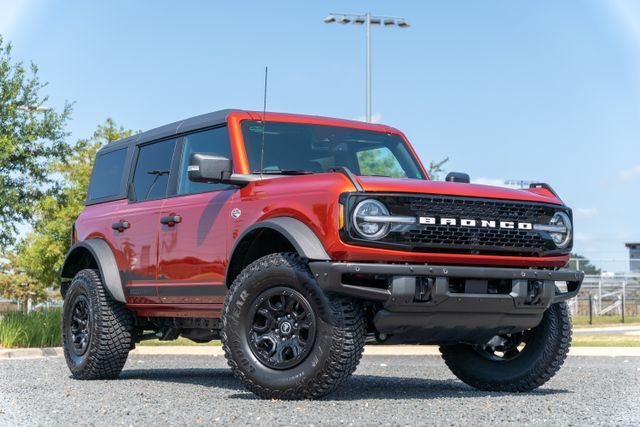 2022 FORD BRONCO BASE/BIG BEND 1FMEE5DP6NLB32595