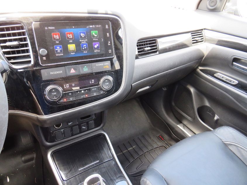 2018 MITSUBISHI OUTLANDER PHEV SEL/GT JA4J24A50JZ048251