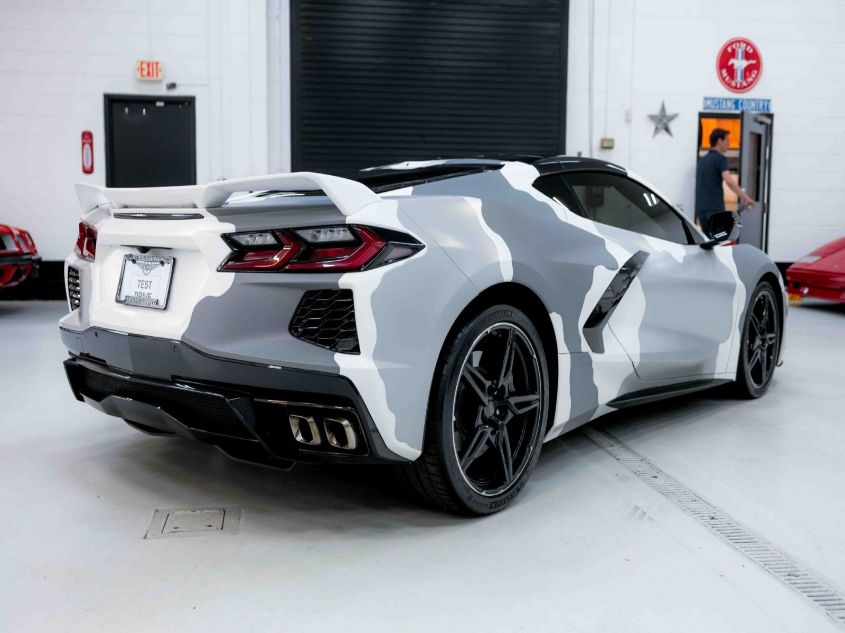 2020 CHEVROLET CORVETTE 2LT 1G1Y72D48L5111726
