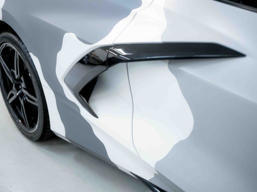 2020 CHEVROLET CORVETTE 2LT 1G1Y72D48L5111726