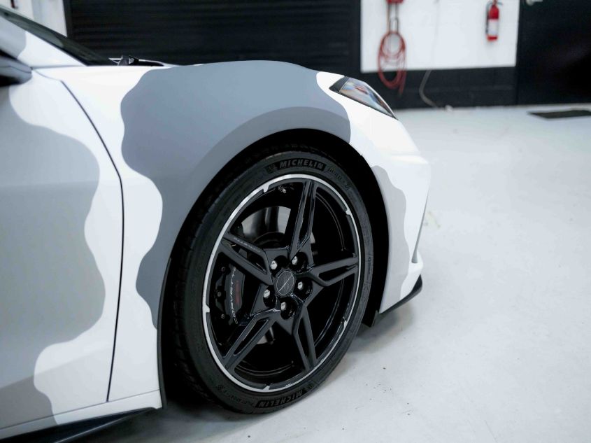 2020 CHEVROLET CORVETTE 2LT 1G1Y72D48L5111726