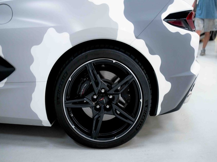 2020 CHEVROLET CORVETTE 2LT 1G1Y72D48L5111726