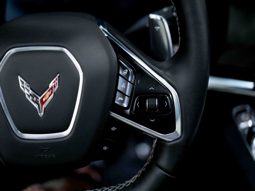 2020 CHEVROLET CORVETTE 2LT 1G1Y72D48L5111726