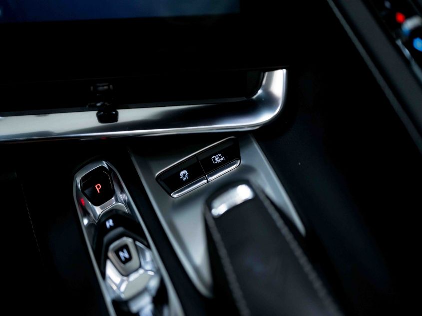 2020 CHEVROLET CORVETTE 2LT 1G1Y72D48L5111726