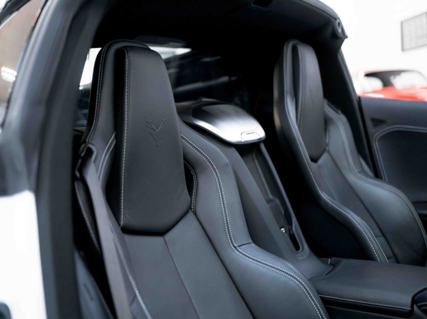 2020 CHEVROLET CORVETTE 2LT 1G1Y72D48L5111726