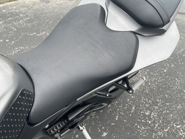 2013 YAMAHA YZFR6 JYARJ16E0DA028308