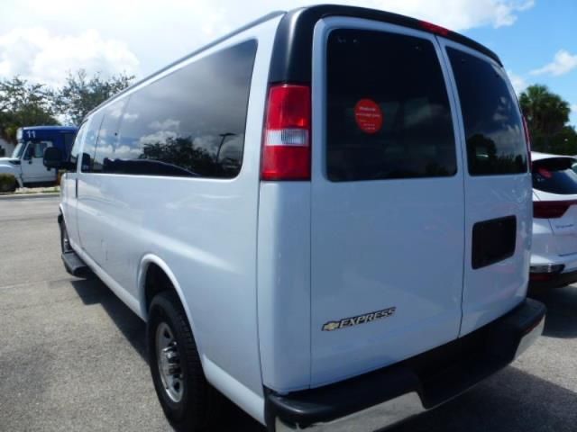 2020 CHEVROLET EXPRESS PASSENGER LT 1GAZGPFG9L1167092