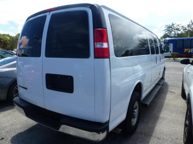 2020 CHEVROLET EXPRESS PASSENGER LT 1GAZGPFG9L1167092