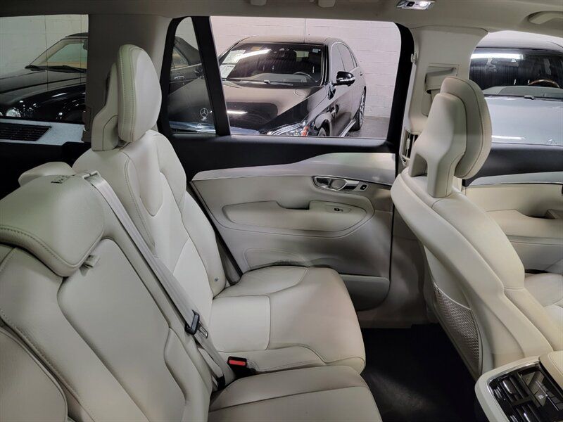 2018 VOLVO XC90 MOMENTUM YV4A22PK1J1352773
