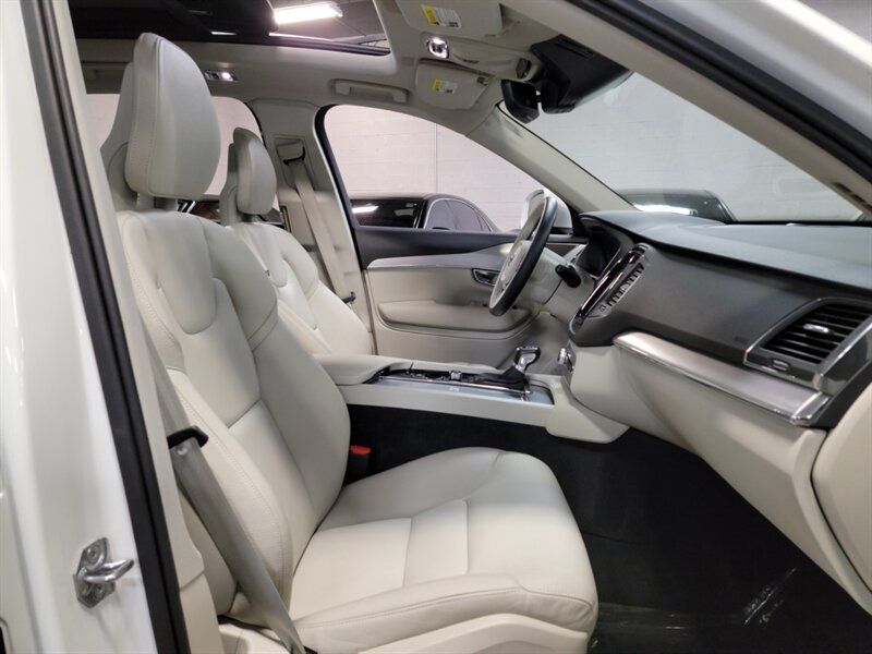 2018 VOLVO XC90 MOMENTUM YV4A22PK1J1352773