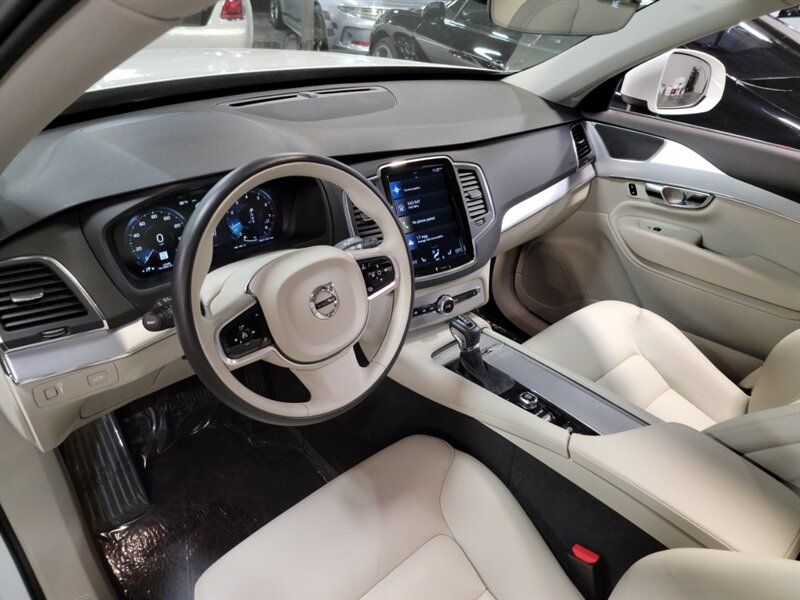 2018 VOLVO XC90 MOMENTUM YV4A22PK1J1352773