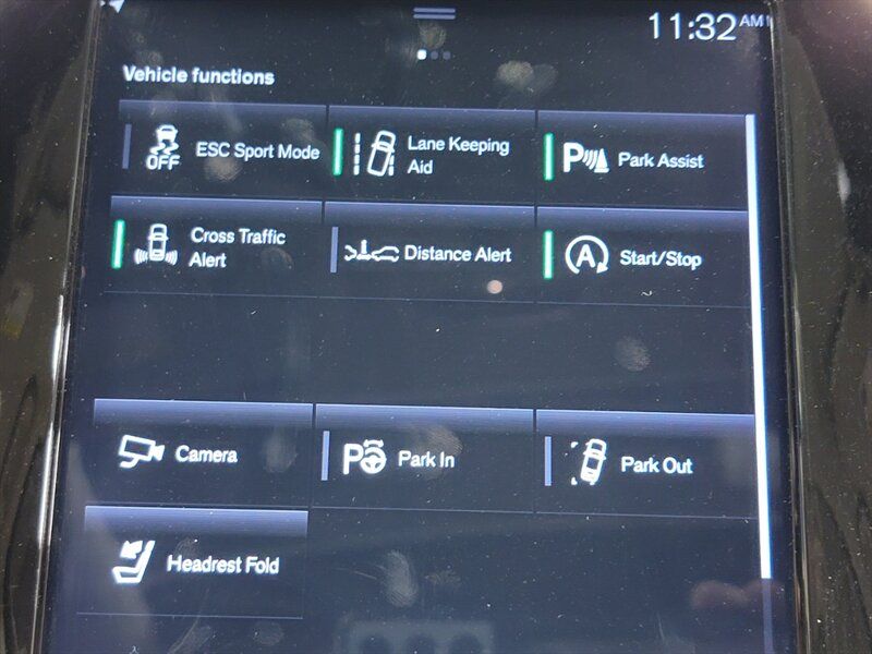 2018 VOLVO XC90 MOMENTUM YV4A22PK1J1352773
