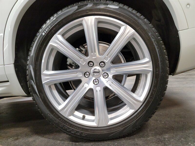 2018 VOLVO XC90 MOMENTUM YV4A22PK1J1352773