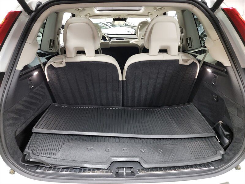 2018 VOLVO XC90 MOMENTUM YV4A22PK1J1352773