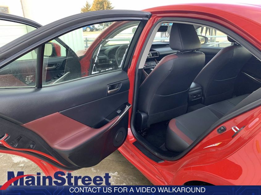 2018 LEXUS IS IS 300 JTHC81D24J5033769