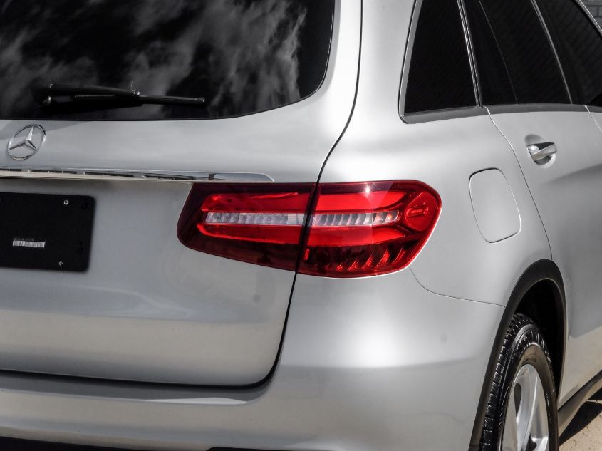 2018 MERCEDES-BENZ GLC GLC 300 WDC0G4JB6JV092698