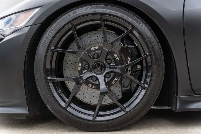 2017 ACURA NSX 19UNC1B08HY000925