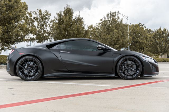 2017 ACURA NSX 19UNC1B08HY000925