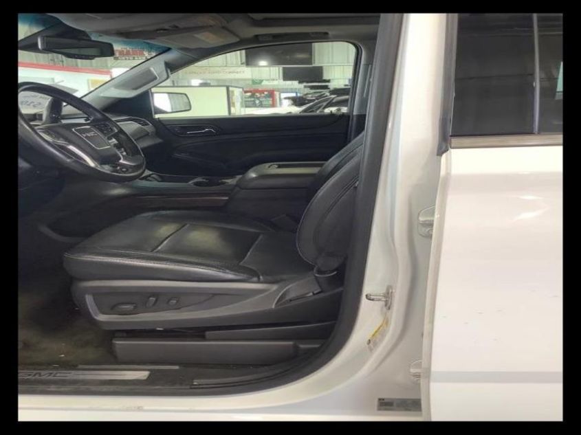 2018 GMC YUKON XL SLT 1GKS1GKC6JR130887