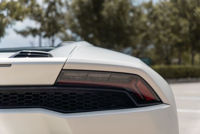 2016 LAMBORGHINI HURACAN LP 610-4 SPYDER ZHWUR1ZF5GLA05136
