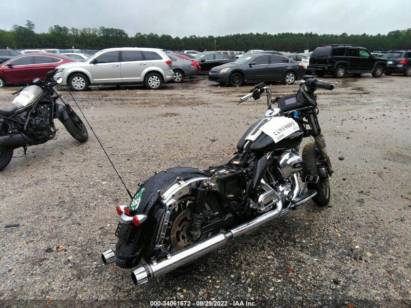 2014 HARLEY-DAVIDSON FLHX STREET GLIDE 1HD1KBM12EB694892