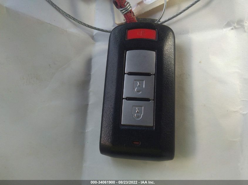 2015 MITSUBISHI MIRAGE ES/RF ML32A4HJ6FH037240
