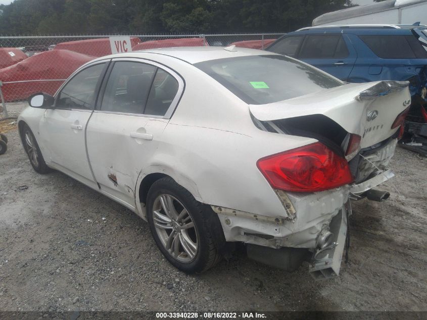 2015 INFINITI Q40 JN1CV6AP1FM500735